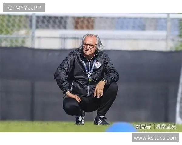 国足主帅人选或在十月揭晓足协倾向于经验丰富的欧洲教练