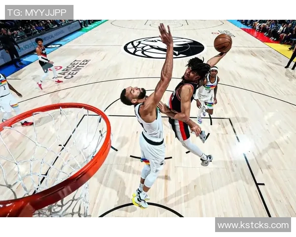 谢顿夏普获开拓者初步续约报价四年九千万美元的消息引发关注