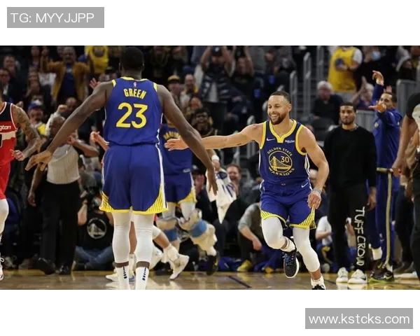 步行者意外首胜勇士库里开季手感低迷表现引关注 步行者意外首胜勇士库里开季手感低迷表现引关注