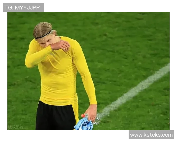 哈曼质疑凯恩提前续约称其回防过深影响进球表现需观察硬仗能力 哈曼质疑凯恩提前续约称其回防过深影响进球表现需观察硬仗能力