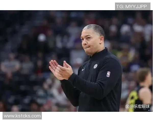 卢指导谈莱昂纳德恢复情况称好转明显但时间仍不确定