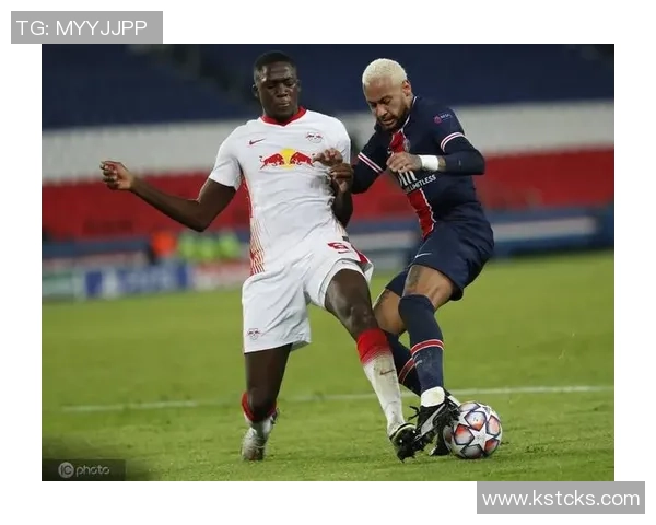 尚帕尼与科内特联手发力半场合计25分助球队争胜全队仅两人得分上双 尚帕尼与科内特联手发力半场合计25分助球队争胜全队仅两人得分上双