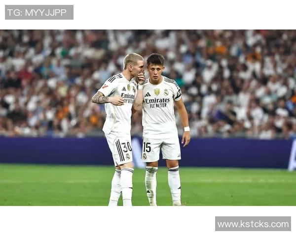 贝林厄姆荣膺英格兰2425赛季最佳男足球员皇马官方祝贺他取得佳绩