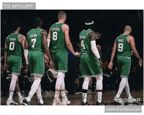 普理查德谈失去塔图姆后的挑战与球队战术调整策略