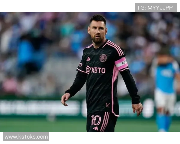 桑坦德主帅无奈感叹梅西左右脚皆能破门训练成果未能奏效 桑坦德主帅无奈感叹梅西左右脚皆能破门训练成果未能奏效