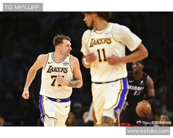 詹姆斯受伤引发的连锁反应东契奇MVP机会增大布朗尼或迎来上场时机