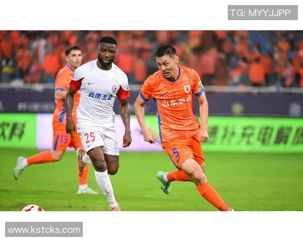 泰山中卫洛佩斯对抗表现不佳奥斯卡强势突破致失球