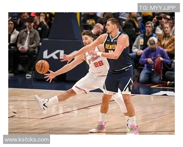 Spears称申京实力超越约基奇认为他是联盟前15球员之列