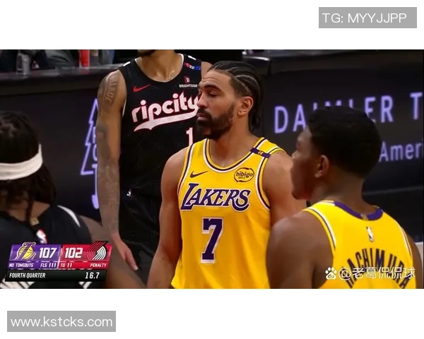 湖人末节进攻停滞不前文森特三分球引发太阳替补席狂欢