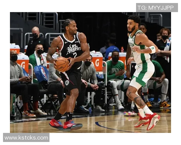 乔丹米勒生涯首次双双表现快船官推晒精彩数据海报引热议